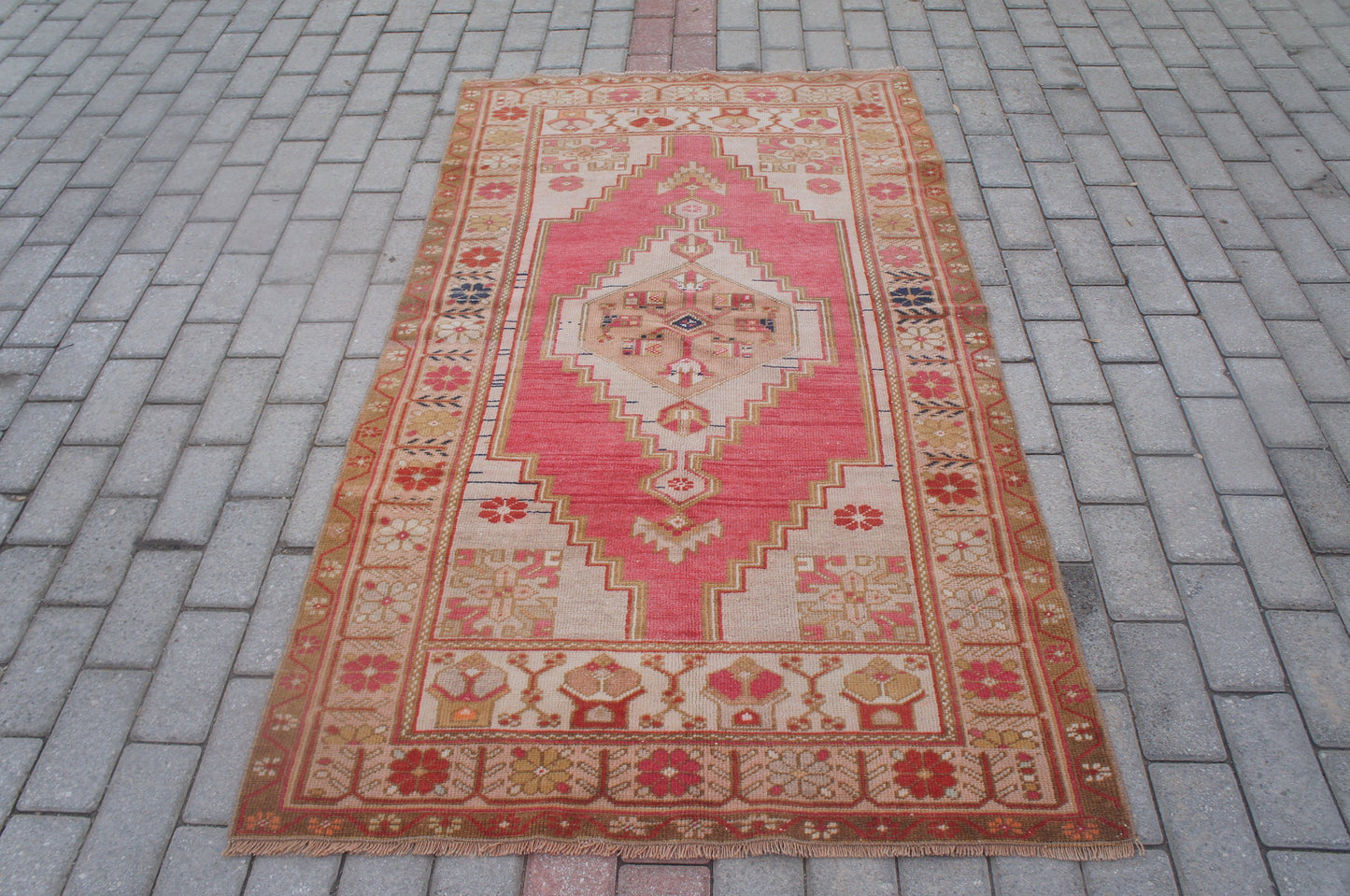 Vintage Turkish  Rug, Turkish Rug,  Oushak Rug, Bohemian  rug, Hand Made Rug, Earth tones Rug, Wool  rug, Kitchen Rug, Vintage Rug