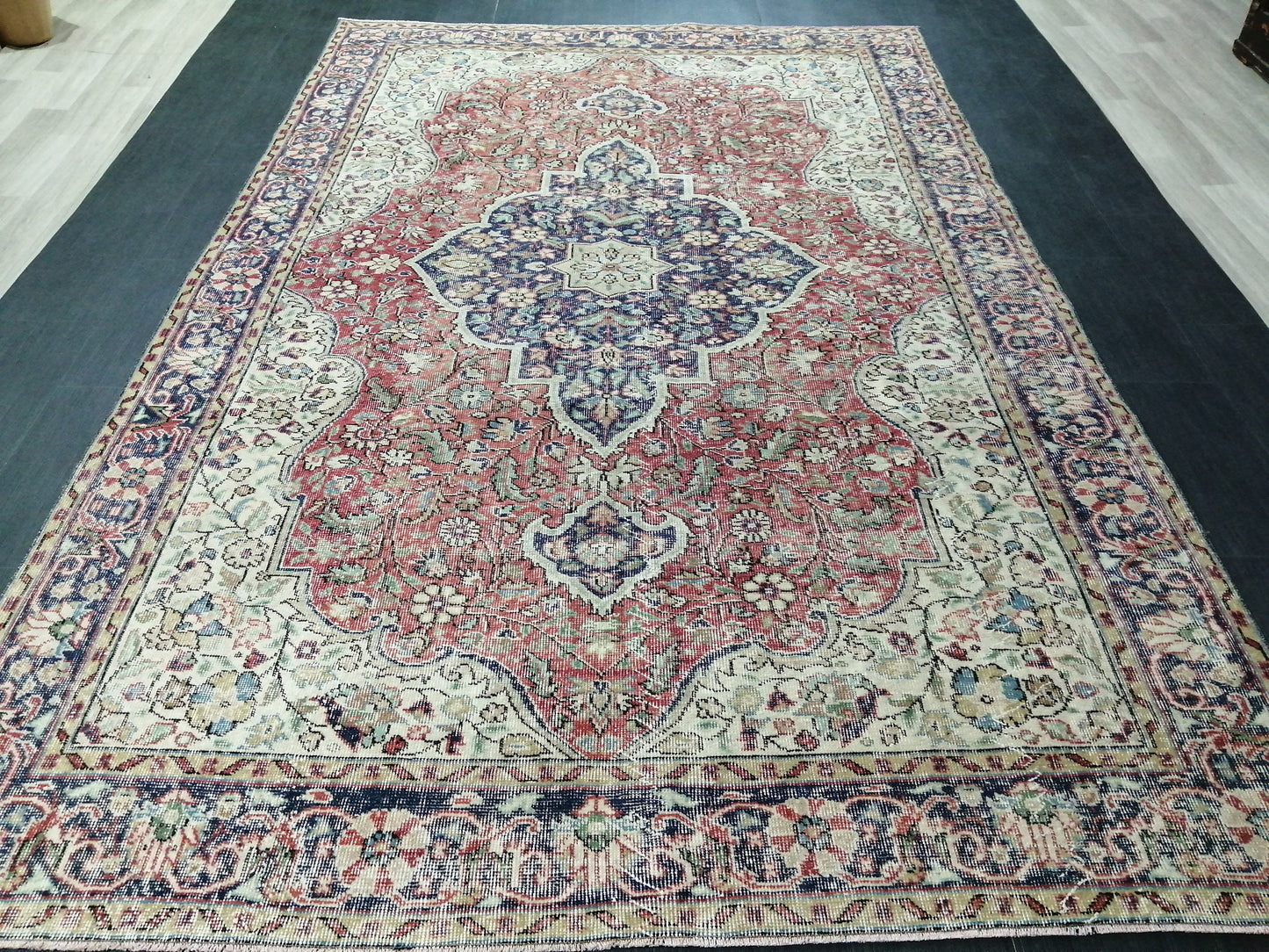 Vintage Rug 6.6 x 10.3 Turkish  Rug, Distressed Rug Oushak Rug Oriental Rug Antique Rug