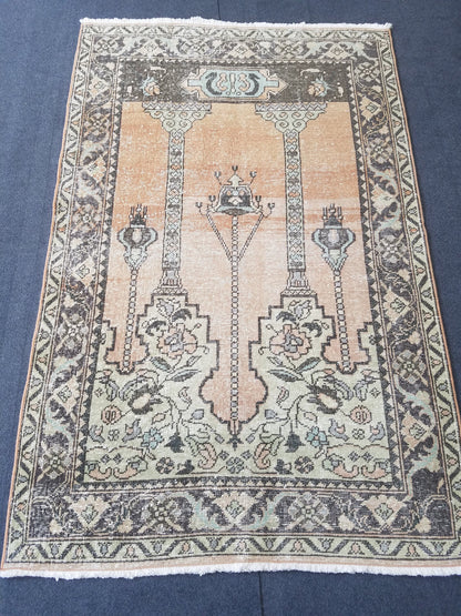 Turkish rug 5'7x 3'7 wool rug,vintage rug