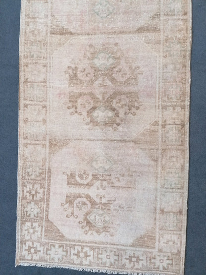 Neutral vintage rug, oushak rug, 3'2x9'2 hallway handmade rug