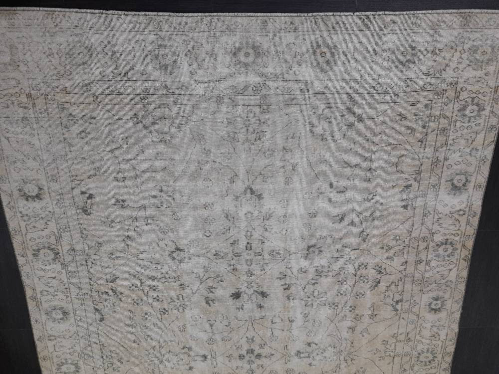 Vintage living room rug 6.5 x 9.4 Earth Tones Rug pastel rugs, Turkish Oushak Rugs, Vintage Rug Muted Distressed Rug Vintage Oushak Rug