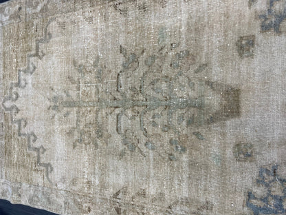 Vintage Rug, TURKISH 2.4 x 4 Rug, Vintage Hand Knotted Rug, Oushak Rug Persian Rug Oriental Rug,Vintage Muted Floral Rug