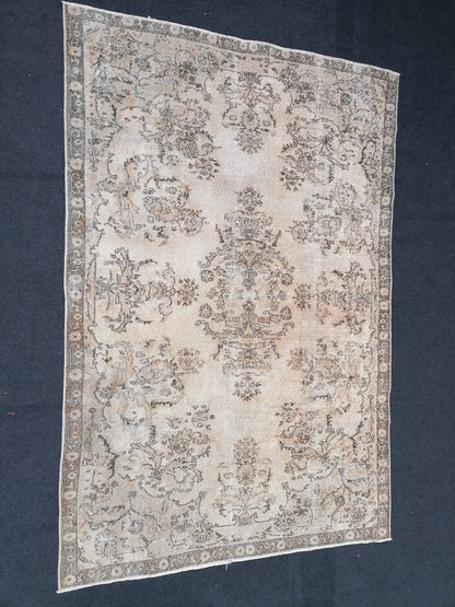 Oushak turkish rug, vintage turkish rug,oushak vintage rug,vintage rug,kitchen rug, vintage anatolian rug,unique hand made bohemian 9'9x6'9