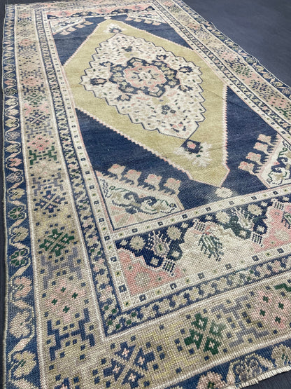 OUSHAK RUG TURKISH Vintage 3.5 x 7 Rug Vintage Oriental Rug Vintage Rug Wool Hand Knotted Rug Hand Made Rugs Vintage Turkish Rug