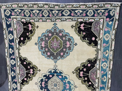 Antique Rug, TURKISH RUG, VINTAGE Rug, Living Room4.9 x 7.9 Rug, Oushak Rug, Handmade Rug, Earth Tones rug, Persian Rug, farmhouse rug