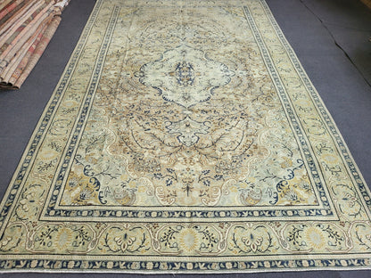 Persian RUG Oriental 6.2 x 9.7 Rug Large Area Rug, VINTAGE Rug, Turkish Low Wool Pile Rug,Hand Knotted Rug Antique Rug Muted Anatolian Rug