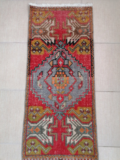 Vintage rug, turkısh rug, small rug, oushak rug, kıtchen rug, area rug 3'4x1'6 feet