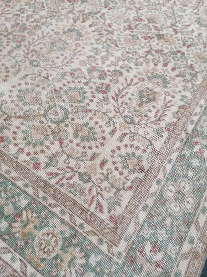 6 x 9.7 feet Large turkish rug, vintage rug, oushak rug, wool vintage rug anatolian rug,unique handmade rug