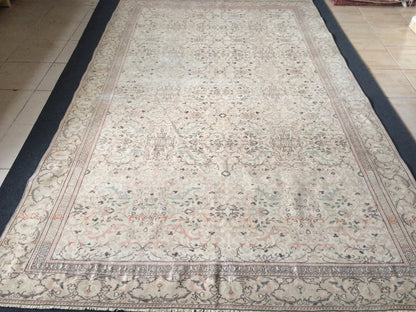 Muted Turkish Rug Large Area Rug Pastel Oushak 6 x 9.3 Rug Vintage Muted Rug Hand Made Rug Vintage Earth Tones Rug Rustic Rug 6x9 Muted rug