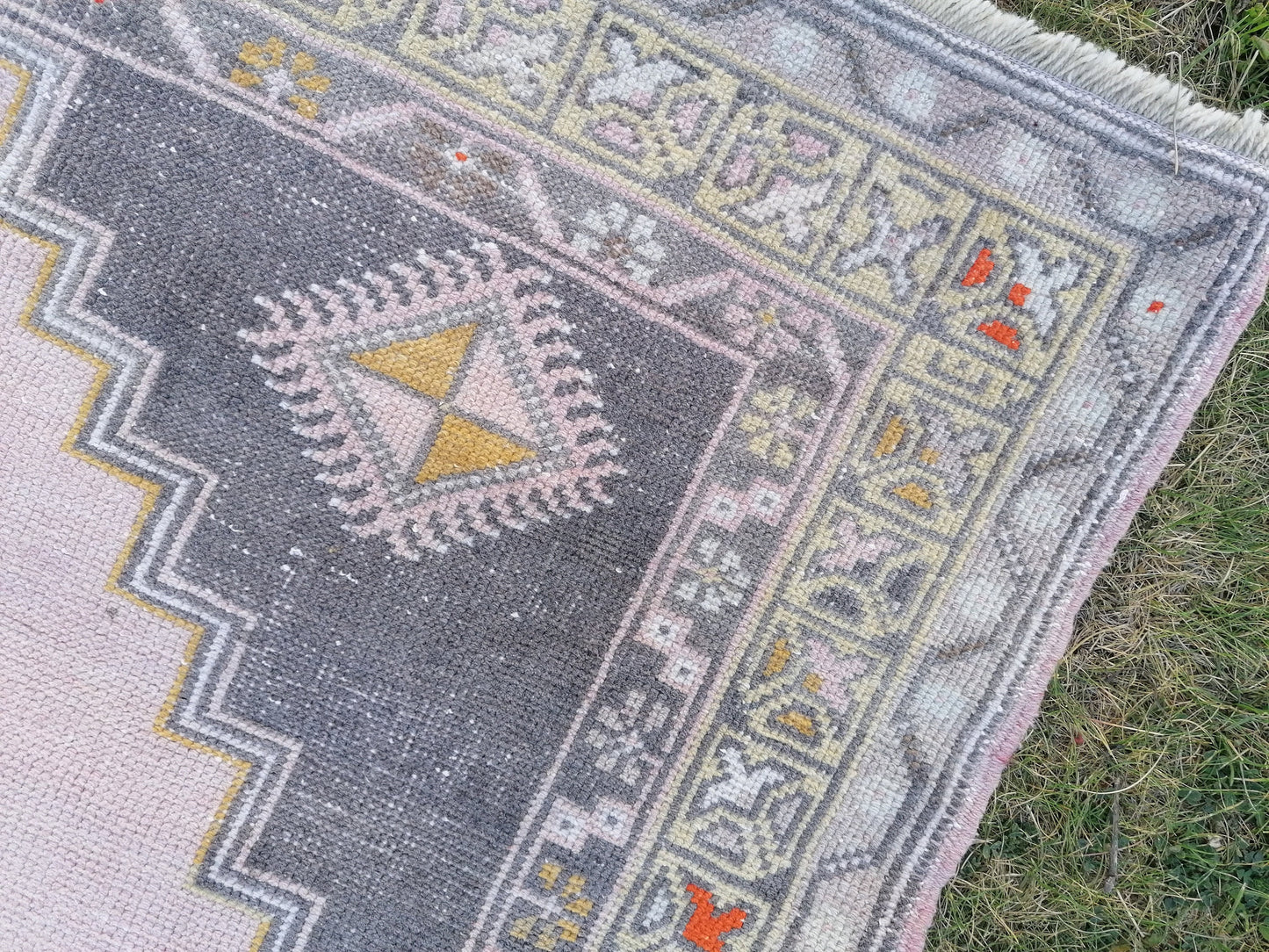 4x6.5 feet oushak turkish bathroom rug, vintage handmade wool rug, kitchen area medium size rug, living room rug, laundry rug,faded blue rug