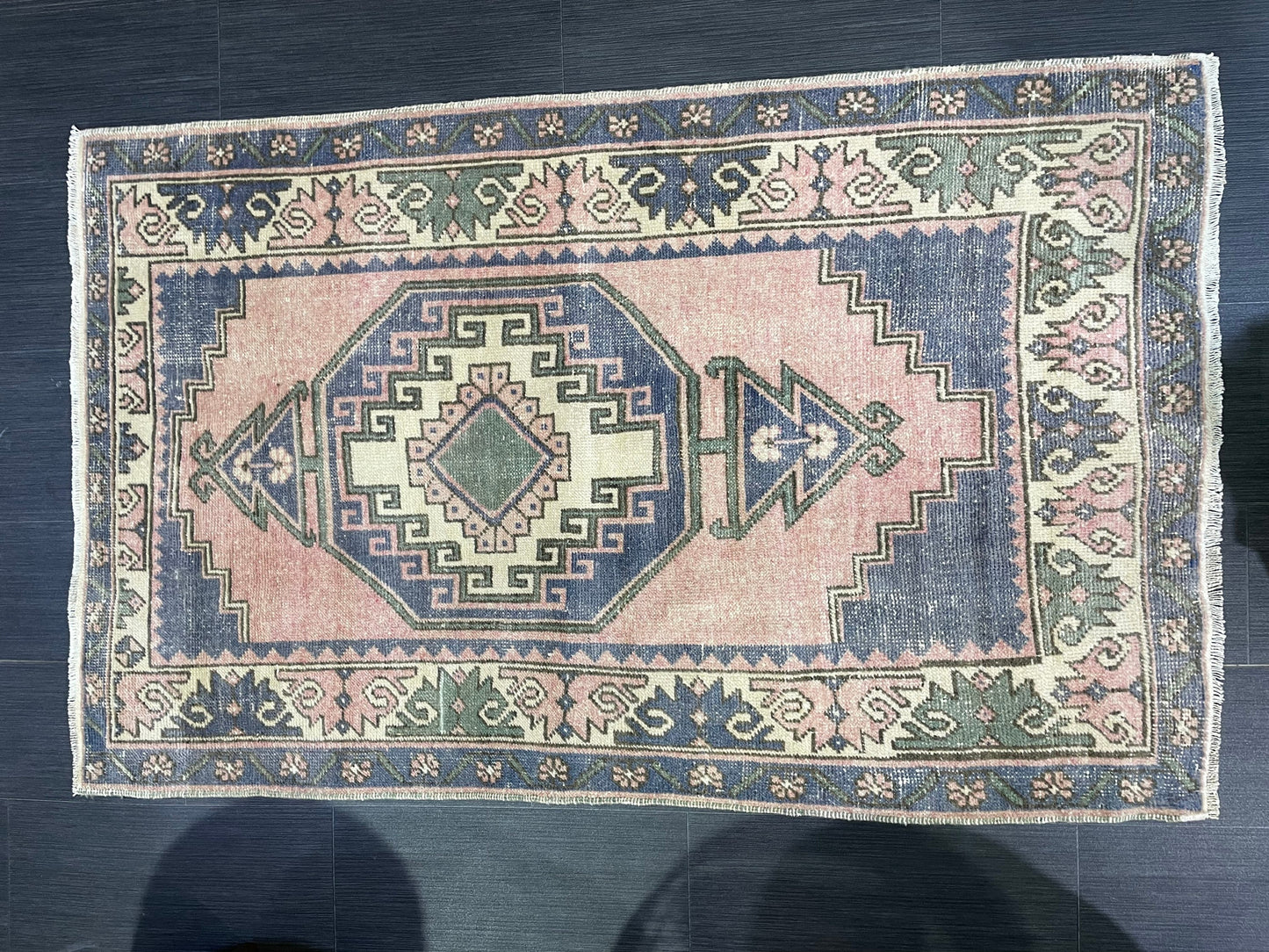 Vintage Oushak Rug, 3.2 x 5 Vintage Rug, Antique Rug, Handmade Rug, Hand Knotted Rug, Turkish Rug, Wool Rug