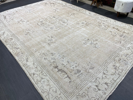 Wool Vintage Rug, Turkish 6.9 x 10 Rug, Muted Handknotted Rug, Handmade Rug, Persian Rug, Living Room Rug, Turkish Kitchen Rug