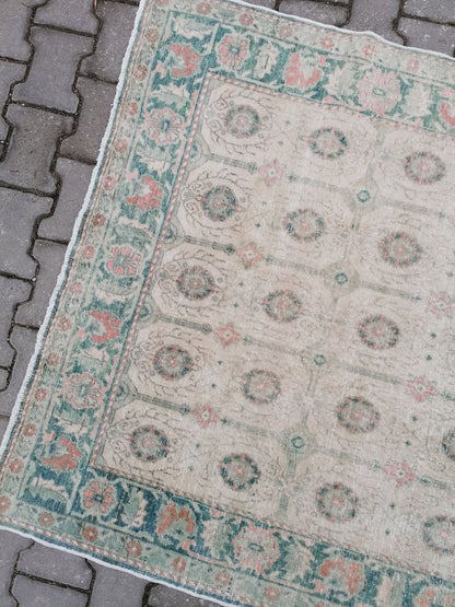 4'7x7 vintage rustic rug, large oushak rug, area rug,