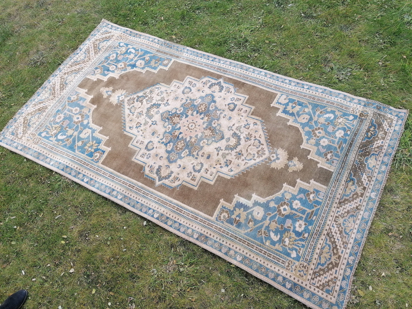Vintage turkish rug 8'8x4'9 blue anatolian wool rug, are oushak rug, kitchen rug,room rug, unique hand made bohemian rug