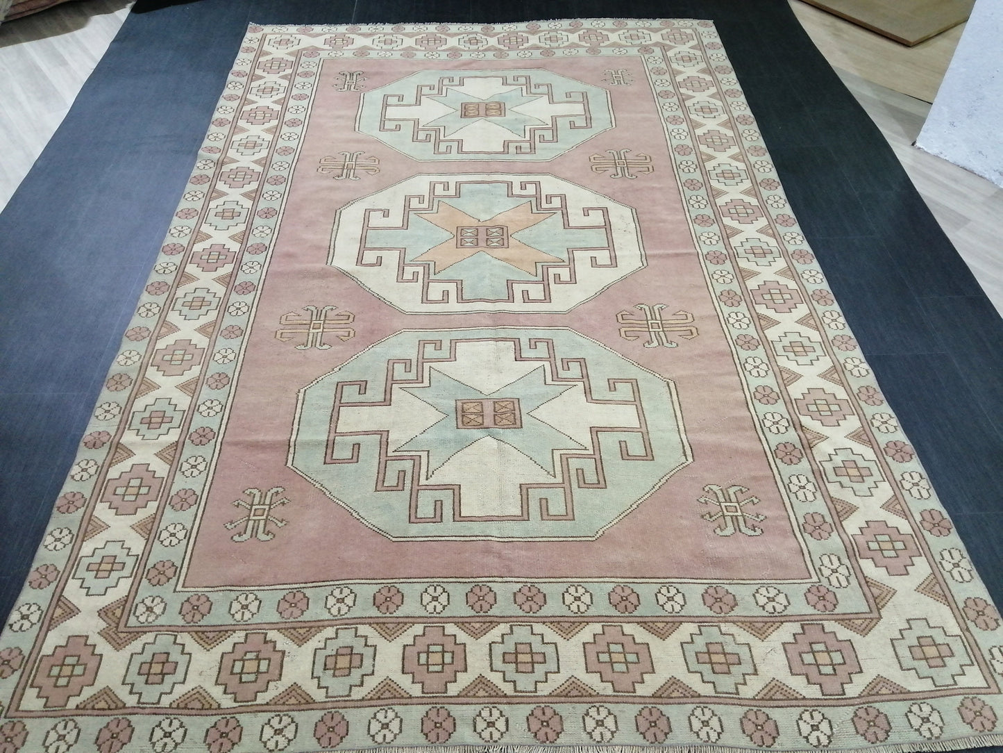 Muted OUSHAK RUG 9.7 x 6.4  Muted Vintage Rug Vintage Rug Dusty Rose And Ice Blue Wool Oushak Rug Hand Made Rugs Vintage Turkish Rug