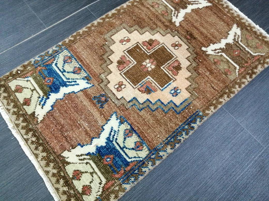 Muted Vintage Rug Small Rug Vintage  Rug Wool Oushak Rug Oriental Hand Made Rugs Small Vintage Turkish Rug
