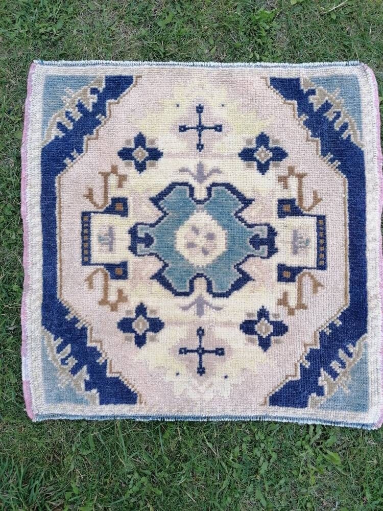Oushak wool rug, turkish small rug vintage rug unique hand made rug kitchen rug bohemian rug 2x2