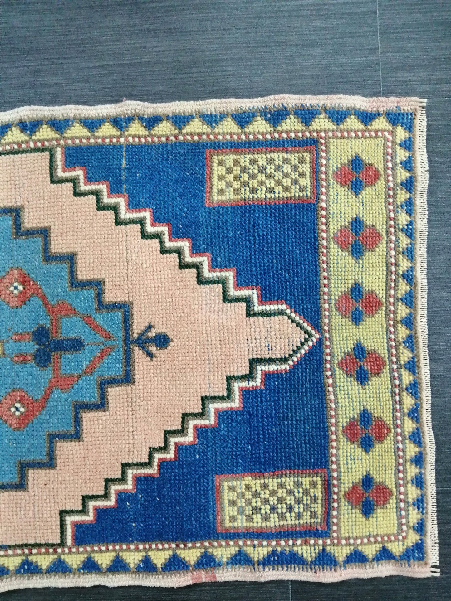 Vintage Turkish Rug 4 x 1.9 Mini Rug Small Area Rug Turkish Rug Oushak Rug Hand Made Rug Vintage Rug Doormat
