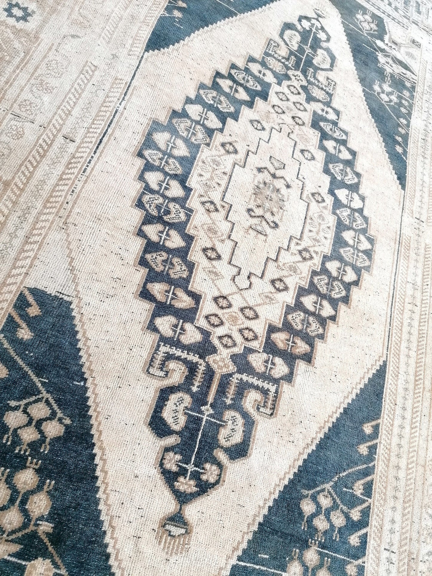 10'8x5'4 vintage turkish rug,oushak vintage rug,kitchen rug,vintage anatolian bohemian rug,unique hand made
