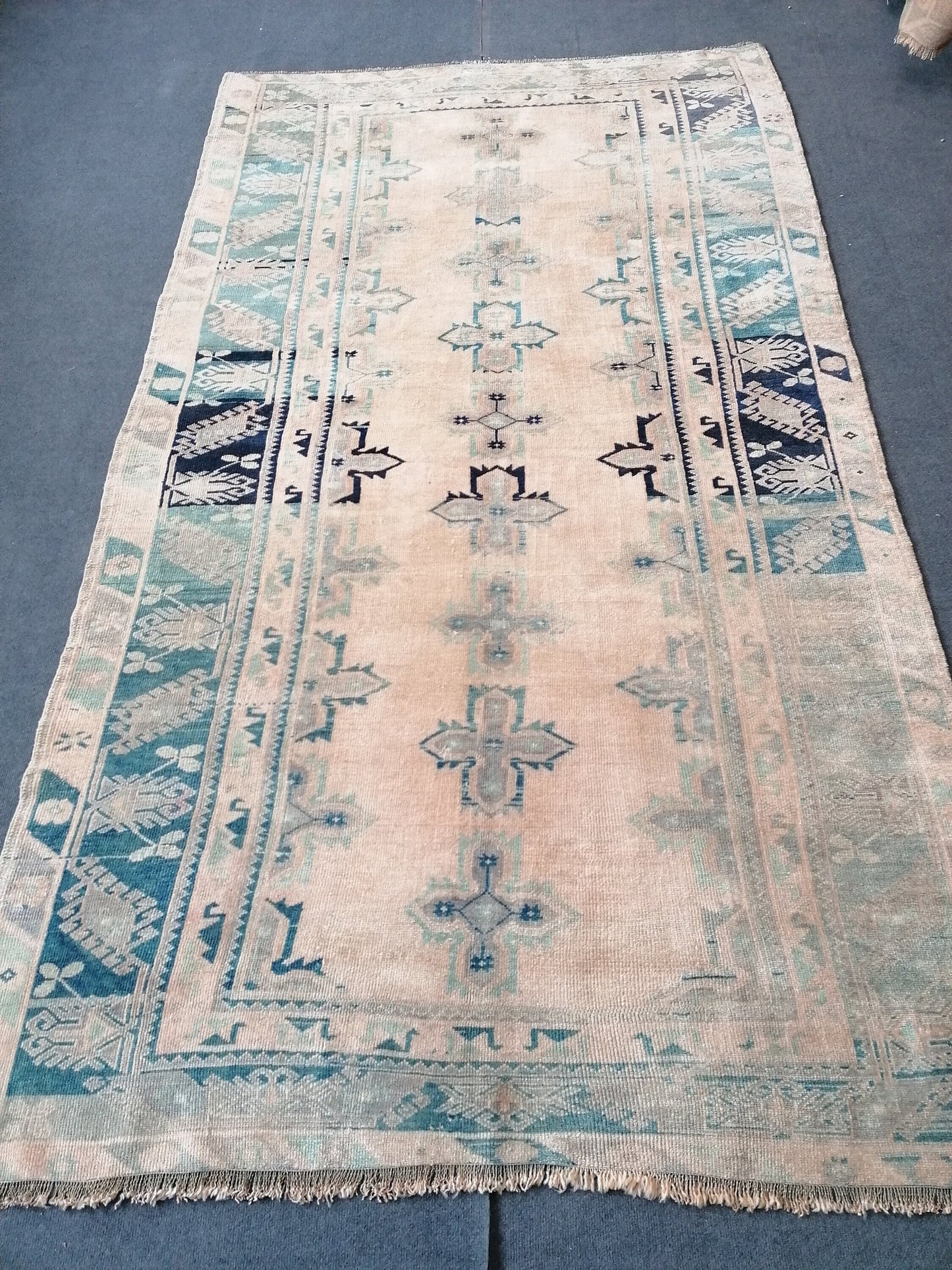 Muted oushak rug 5x8'10large turkish rug,vintage wool rug, hand made rug, living room rug