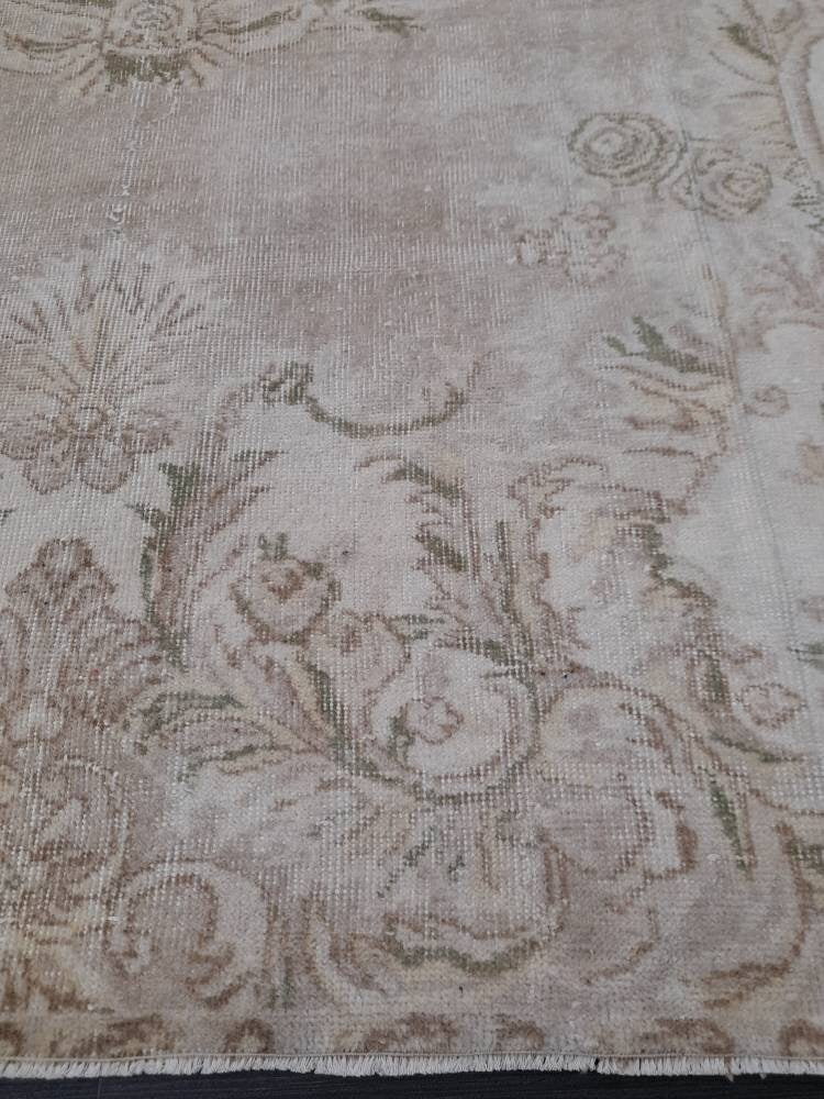 Muted Turkish muted Vintage Antique Rug Vintage Wool Muted Oriental Rug 6.3 x 9.8 Hand Made Rug Hand Knotted  Rug Neutral Wool on wool rug