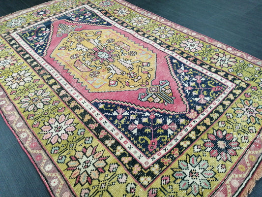 5.6 x 3.6 Hand Made Rug, Oushak Rug, Rustic Rug, Bohemian Rug, Rug Runner, Turkish Rug, Farmhouse Rug, Vintage Rug, Wool rug