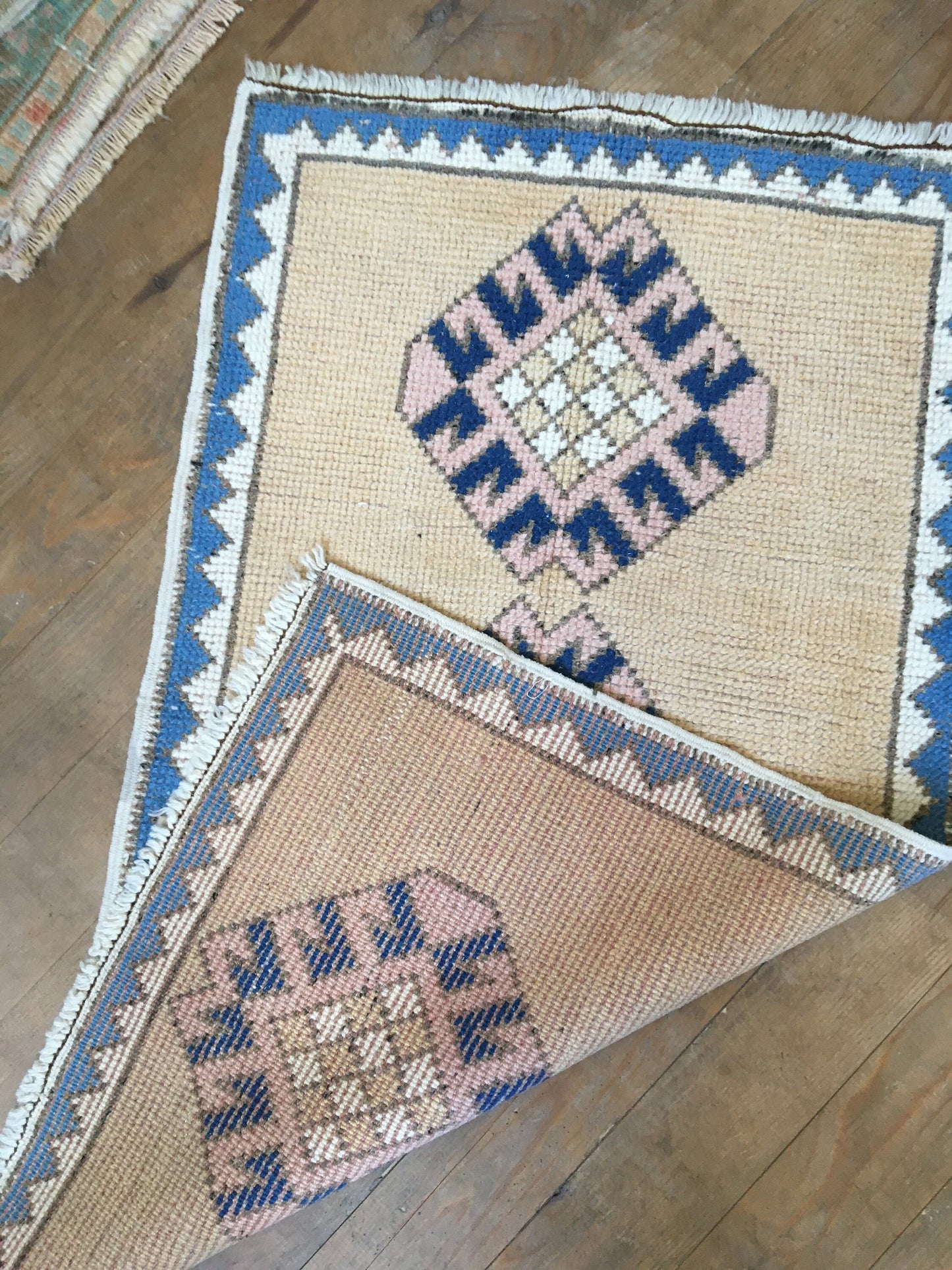 1.8x3.1 feet pink wool turkish vintage bedroom rug, handmade muted oushak living room area mini rug, laundry small rug, blue bohemian rugs