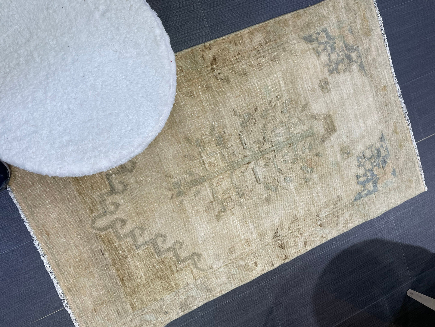 Vintage Rug, TURKISH 2.4 x 4 Rug, Vintage Hand Knotted Rug, Oushak Rug Persian Rug Oriental Rug,Vintage Muted Floral Rug