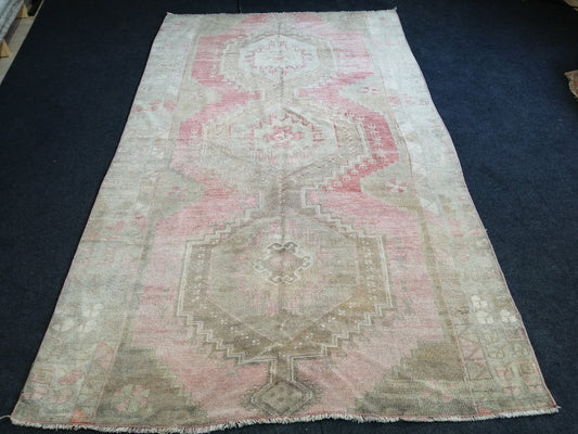 MUTED OUSHAK RUG 5x8 Faded Wool Rug, Turkish Oushak Rug, Farmhouse Rug, Vintage Rug, Oriental Rug Pink Wool rug