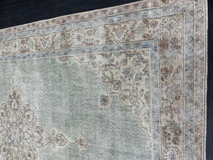 Green Vintage Rug Vintage 5.6 x 8.8 Hand Knotted Rug Wool Oushak Rug Hand Made Rugs Vintage Turkish Rug Persian Rug Distressed Rug