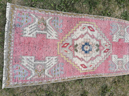Vintage oushak small rug. vintage handmade rug 3'2x1'6 anatolia turkey natural dyes and hand spun wool area rugs