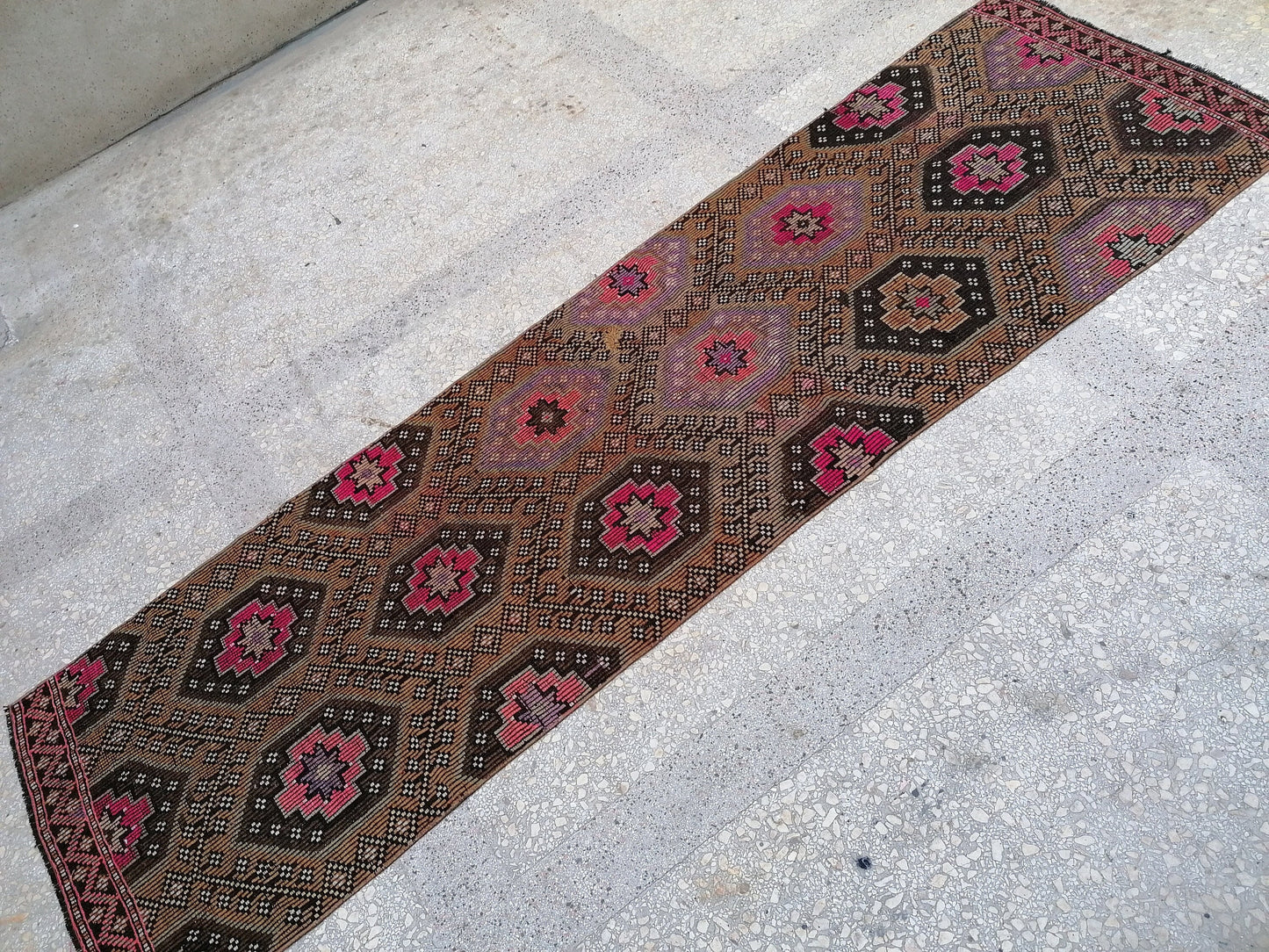 3x10 feet handmade vintage runner, turkish entryway runner rug, oushak kitchen floor long runner, living room area runner, wool faded rugs