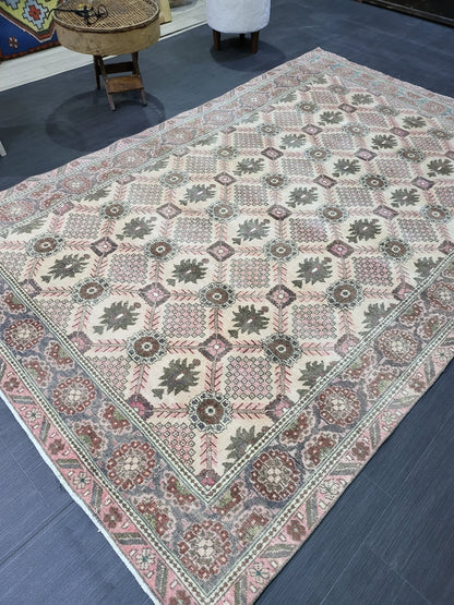 Antique Fine Knotted Rug, 5.3 x 8.2 Vintage Rug, Turkish Wool Rug, Oushak Rug Fine Rug, Hand Knotted Rug, Persian Rug, Handmade Rug