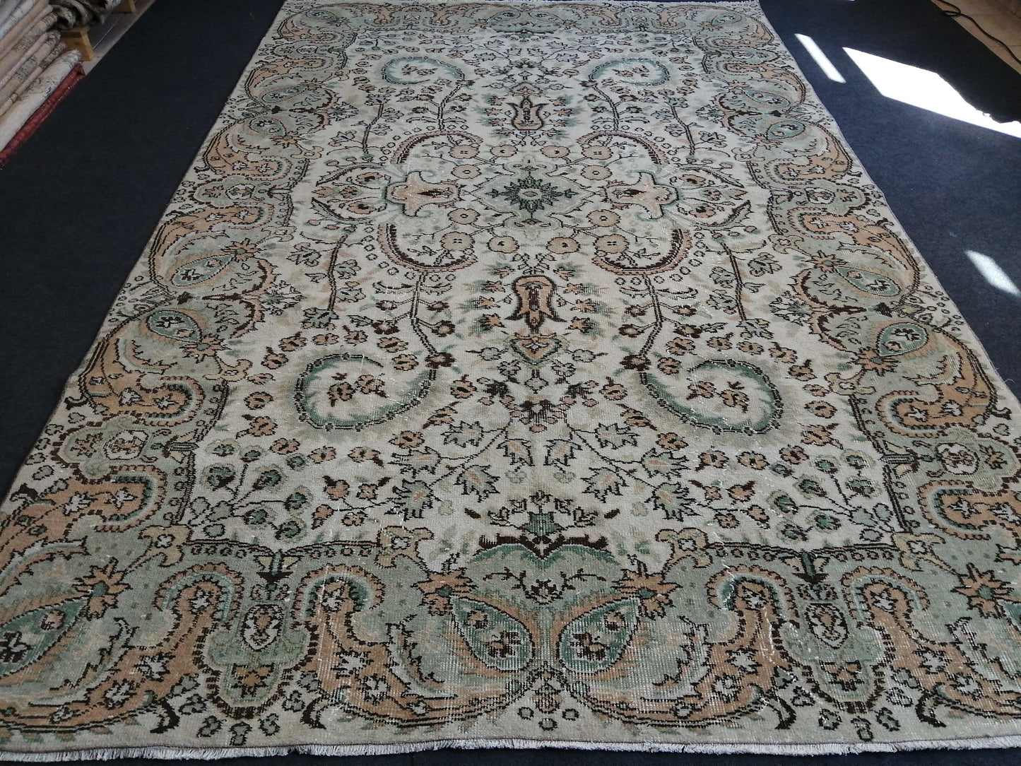 6.6 x 10.3 Vintage Rugs  TURKISH HAND MADE Rugs   Vintage Turkish Rugs   Oushak Rug  Turkish Oushak Rug, Vintage Oushak Rug, Wool Rug