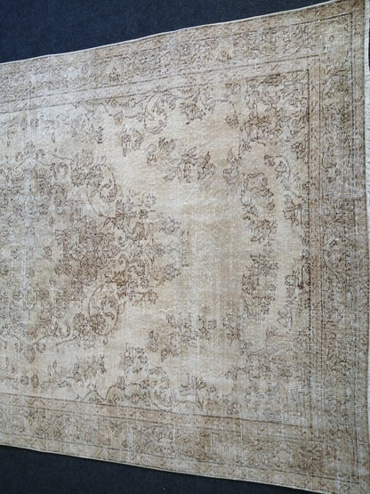 5.4 x 8.9 Faded Turkish Rug, Muted Oushak Rugs, Beige Wool Oriental Rug handmade Rugs, Vintage Rug, Hand Made Rug