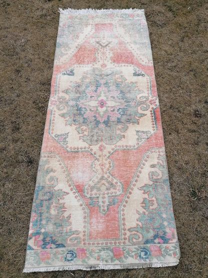 3x7’5 vintage runner,kitchen runner,hallway runner