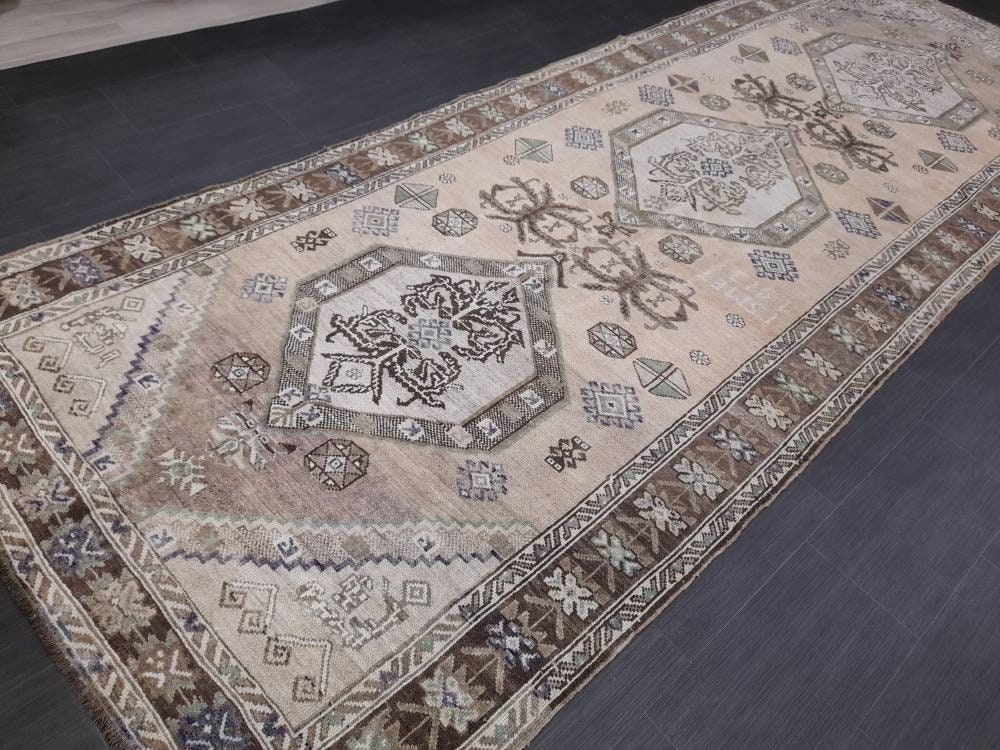 Vintage Persian Rug Unique Motif Rug 5 x 13.3 Persian Rug Vintage Hand Knotted Rug Eclectic Rug Hand Made Rug  Living room Rug Turkish rug