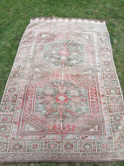 Vintage handmade wool bedding rug turkish bedroom rug 3'10x5'8 oushak rug,  bohemian rug, living room rug