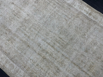 Large Vintage Muted RUG TURKISH Rug 5.7 x 9.2 Vintage Persian Rug Vintage Oriental Rug Wool Distressed Rug Handmade Rugs Vintage Turkish Rug