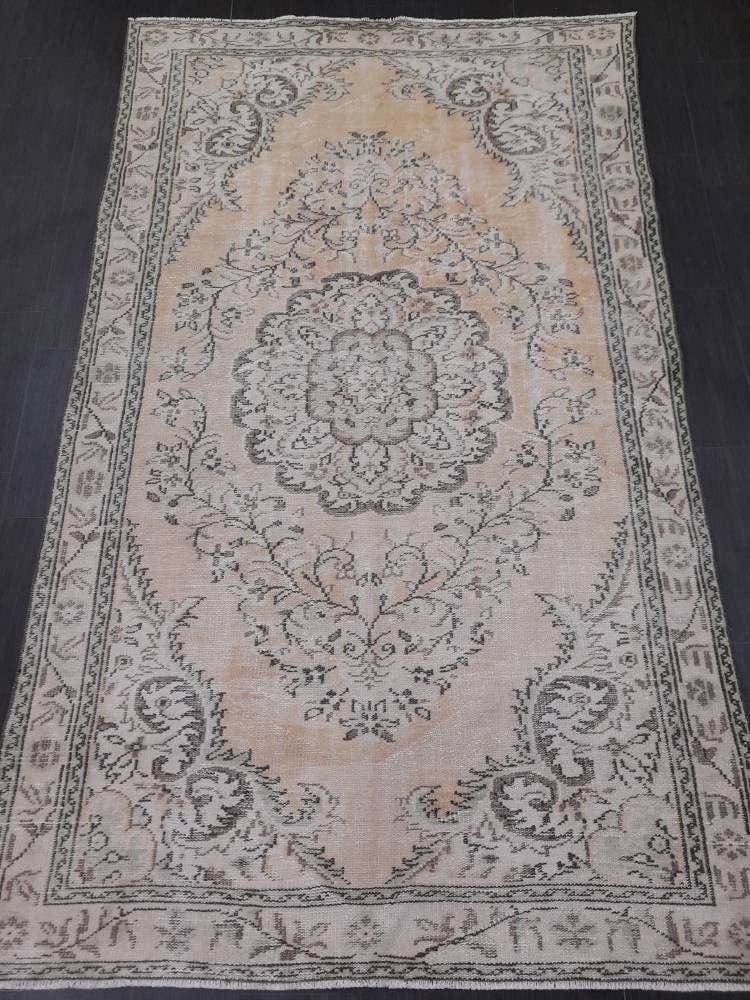 Vintage Turkish Rug 5.5 x 9 Vintage Rug Hand Made Oushak Rug Farmhouse Rug Wool Pile Rug Rustic Rug Wool Bohemian Rug Vintage Turkish Rugs,
