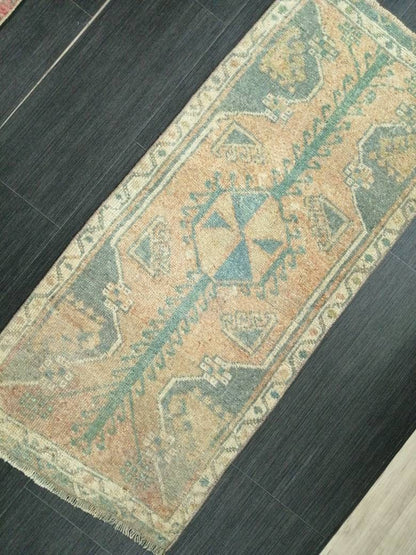 Small Turkish Rug Mini Rug Small Area Rug Turkish Rug Oushak Rug Persian Hand Made Rug Oriental Vintage Rug Door Mat Rug