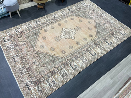 Vintage Rug, Handmade 6.5 x 10 Rug, Vintage Turkish Rug, Oushak Rug, Turkish Oushak Rug, Hand Knotted Soft Wool Rug Distressed Rug