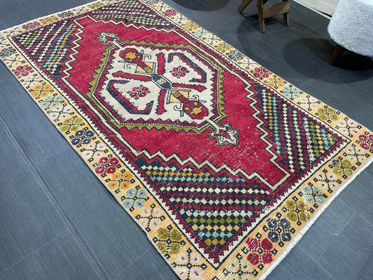 Vintage Oriental RUG, Oushak 3.3 x  5.7 Rug, Turkish Rug,  Persian Rug, Vintage Rug, Fine Wool Turkish Rug, Muted Living room Rug