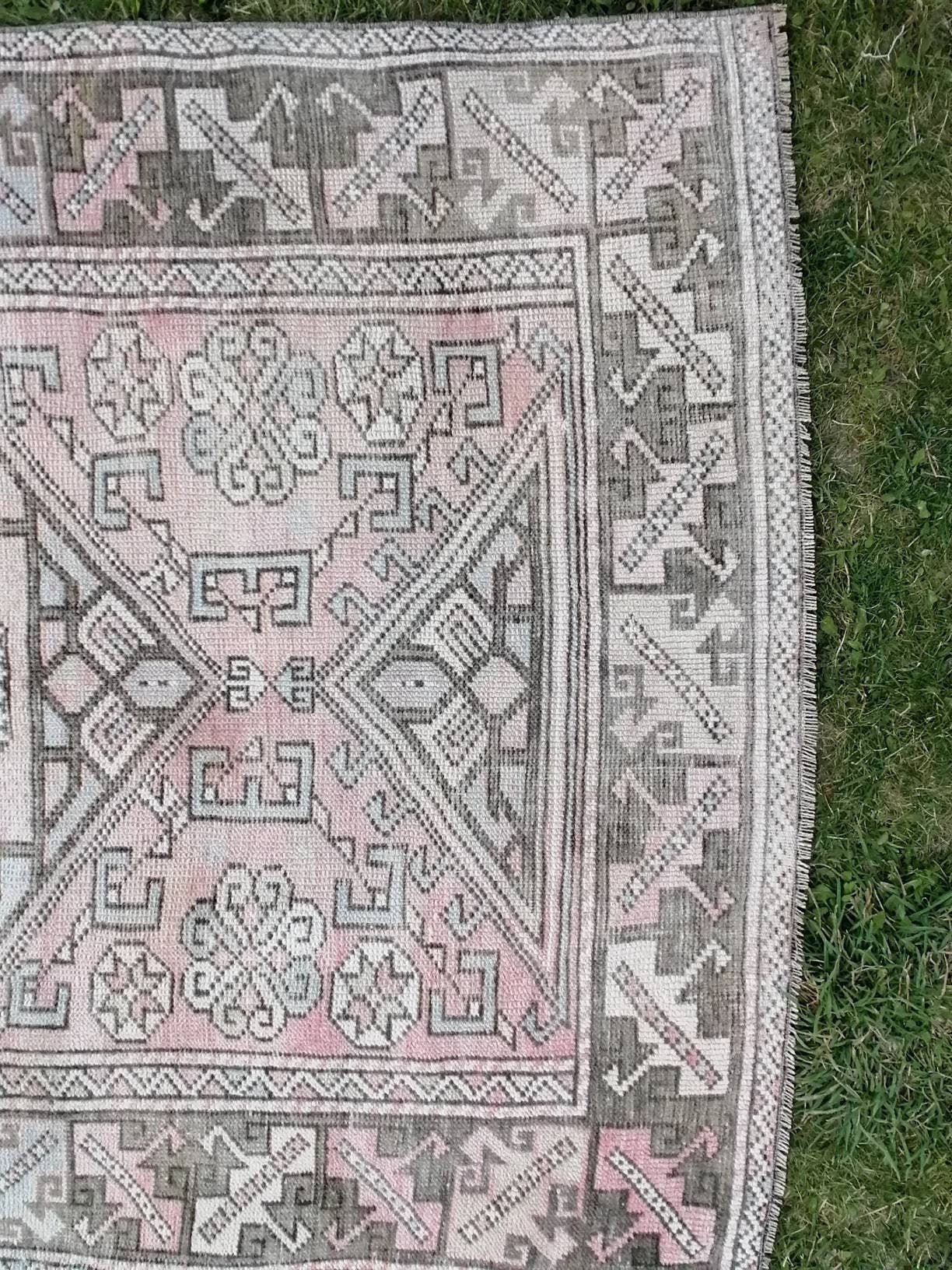 Vintage wool rug, mute vintage handmade wool bedding rug, 4x5'4 turkish rug, oushak hand made rug, kitchen rug bohemian rug, living room rug