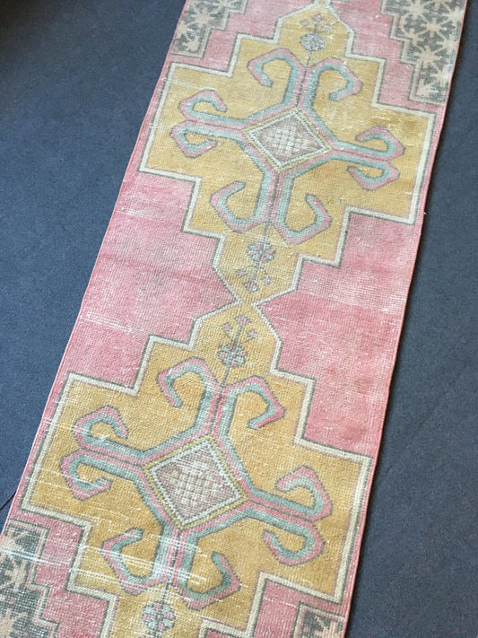2.5x9 feet wool muted color pink runner rug, turkish handmade long runner rug, vintage living room floor runner, entryway runner,kitchen rug