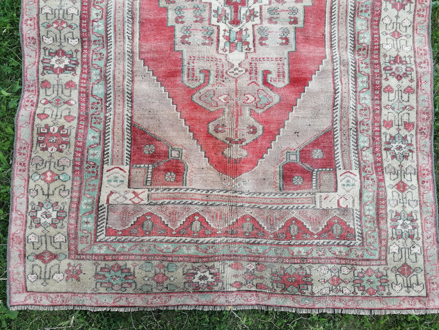 5x8 handmade anatolian rug, vintage Turkish wool rug, oushak bedroom rug, living room rug
