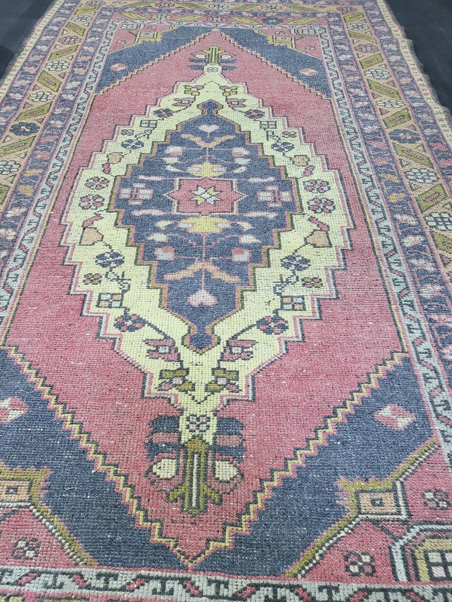 Antique Rug, Vintage Rug, Turkish 4.11 x 8.6 Wool Rug, Oushak Rug Fine Knotted Rug, Hand Knotted Rug, Persian Rug, Handmade Rug