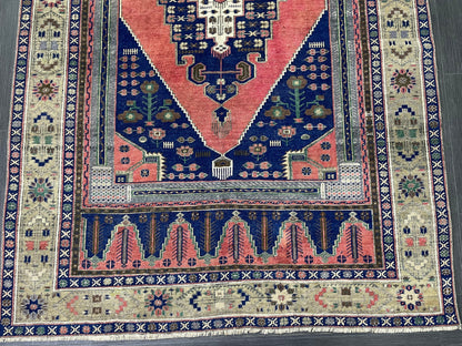 OUSHAK RUG TURKISH Vintage 4.9 x 9 Rug Vintage Oriental Rug Vintage Rug Wool Hand Knotted 5x9 Rug Hand Made Rugs Vintage Turkish Rug