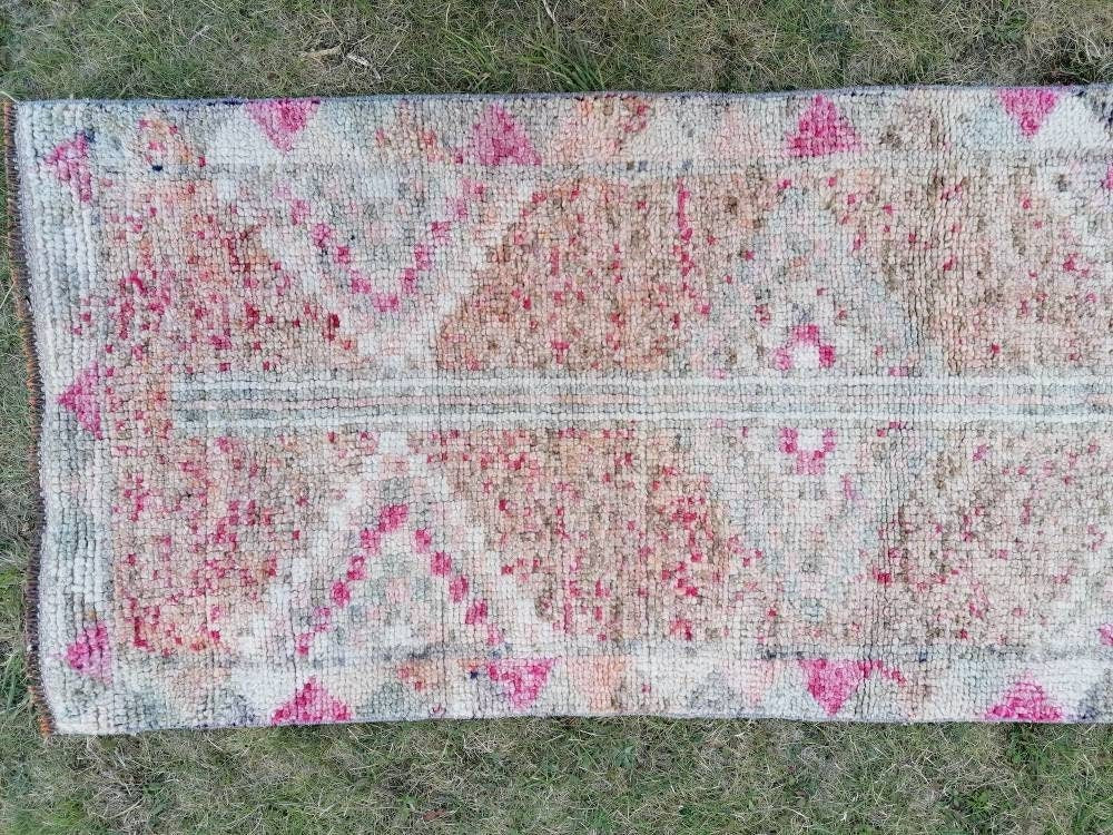 2.7 x 10.9 Vintage turkish runner, high pile runner, hallway runner,  turkish handmade wool rug, kitchen rug, oushak rug