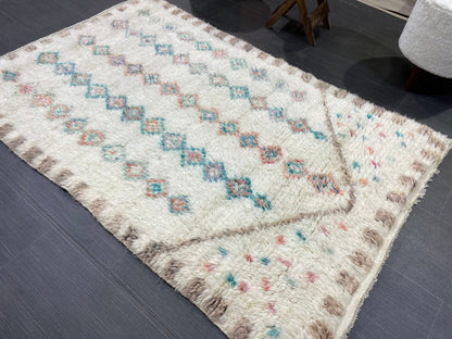 Antique Wool Rug, Vintage Shaggy 3.5 x 5.4 Rug, High Wool Pile Rug,  Plush Rug, Handmade Rug, Hand Knotted Rug, Turkish Rug, Nomad Rug, Rear